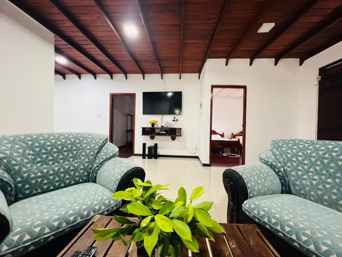 The Bambos Hikkaduwa Exterior foto